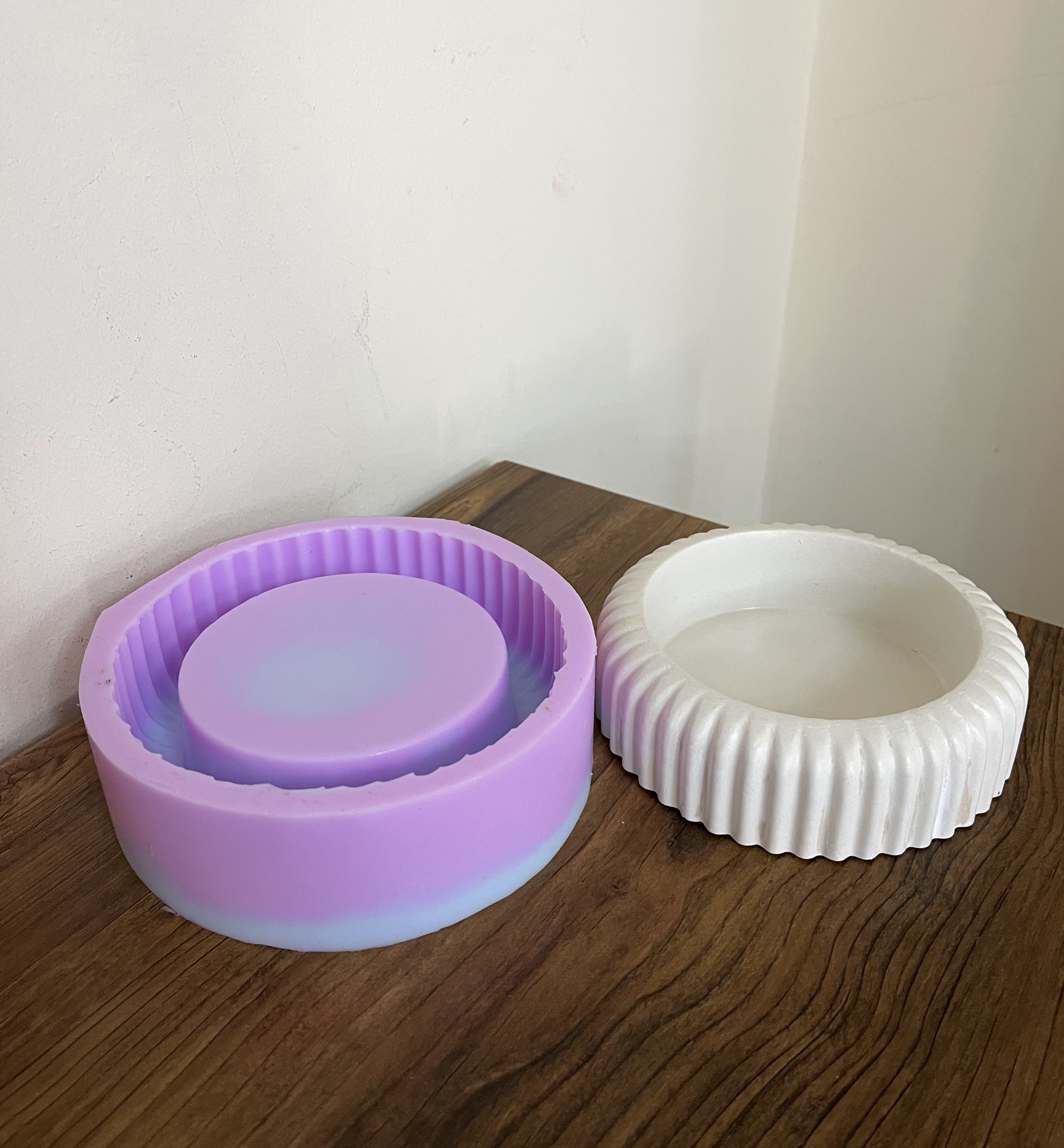 قالب سیلیکونی ظرف سبزه شیاردار