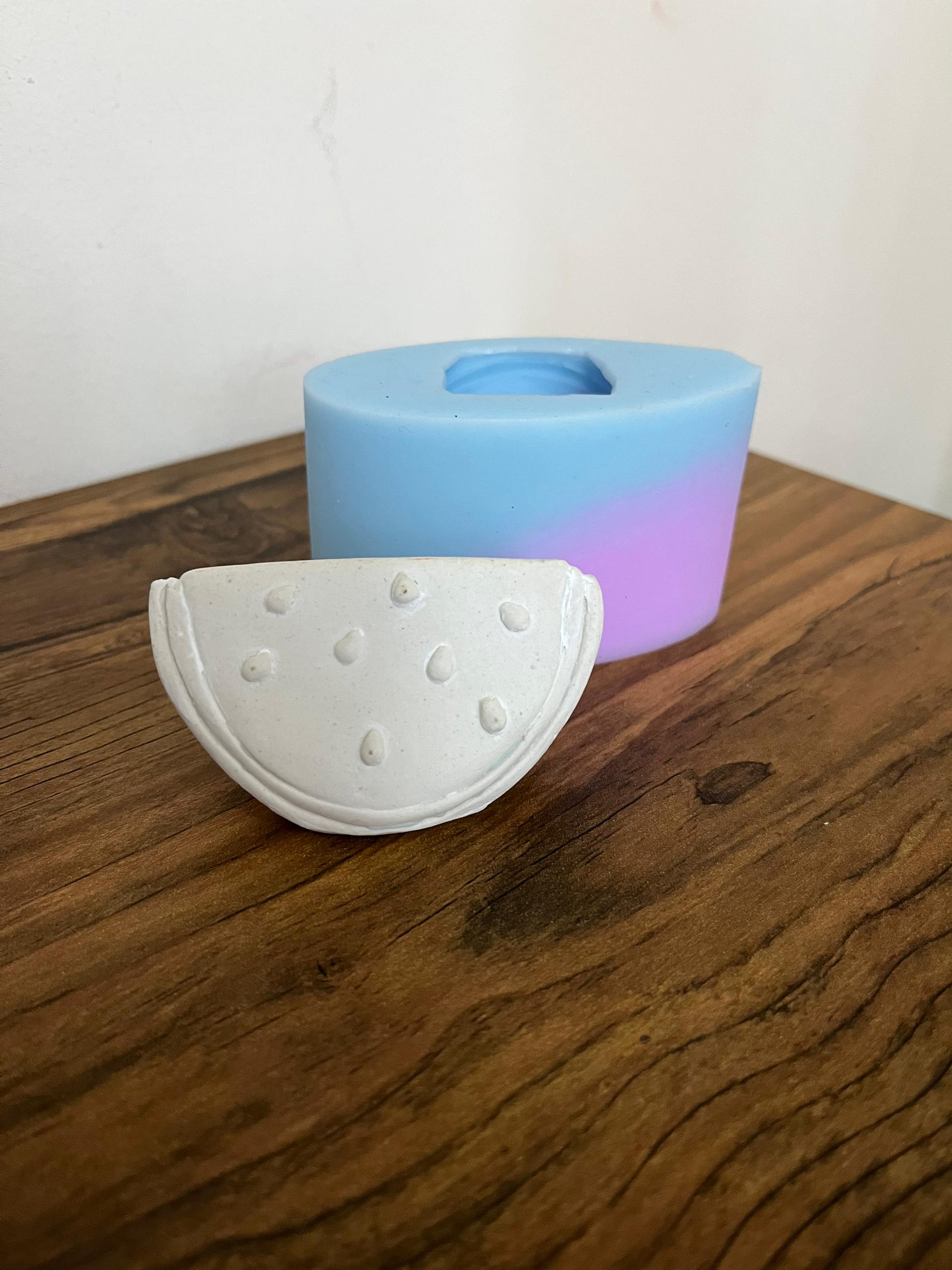 قالب سیلیکونی قاچ هندوانه برای یلدا