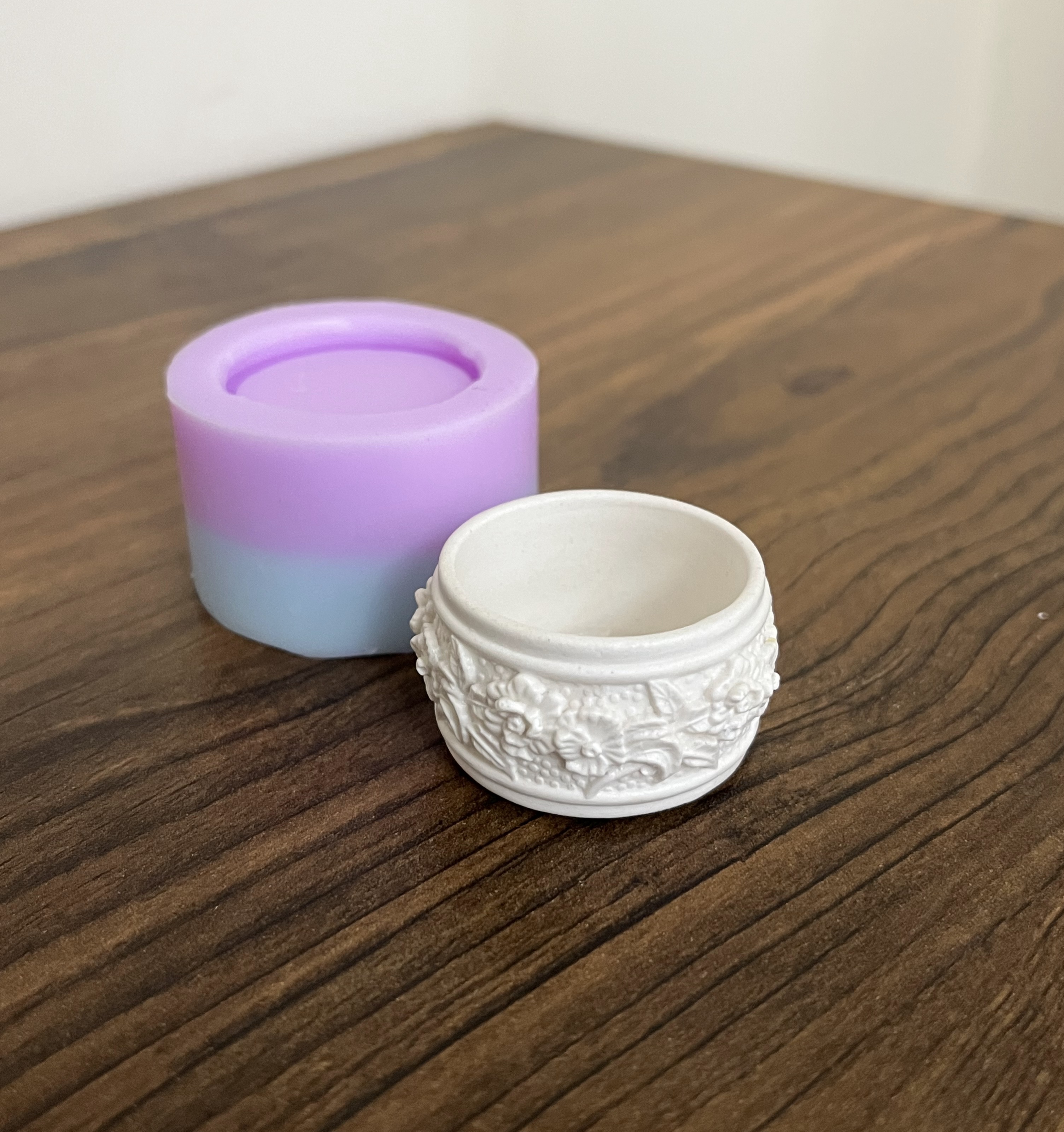 قالب سیلیکونی شات ۴ سانتی گل دار مناسب گیفت