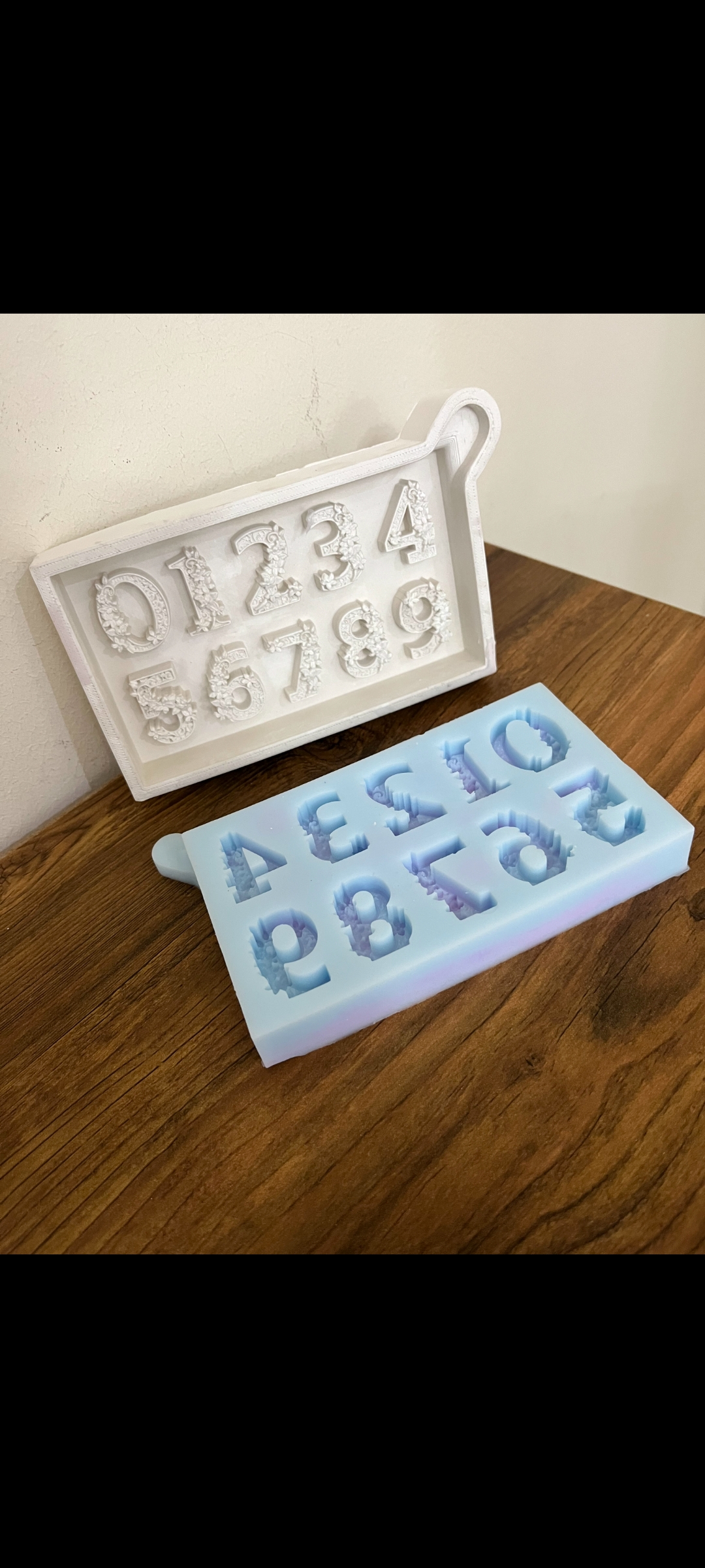 قالب سیلیکونی اعداد گلدار ۳ سانتی